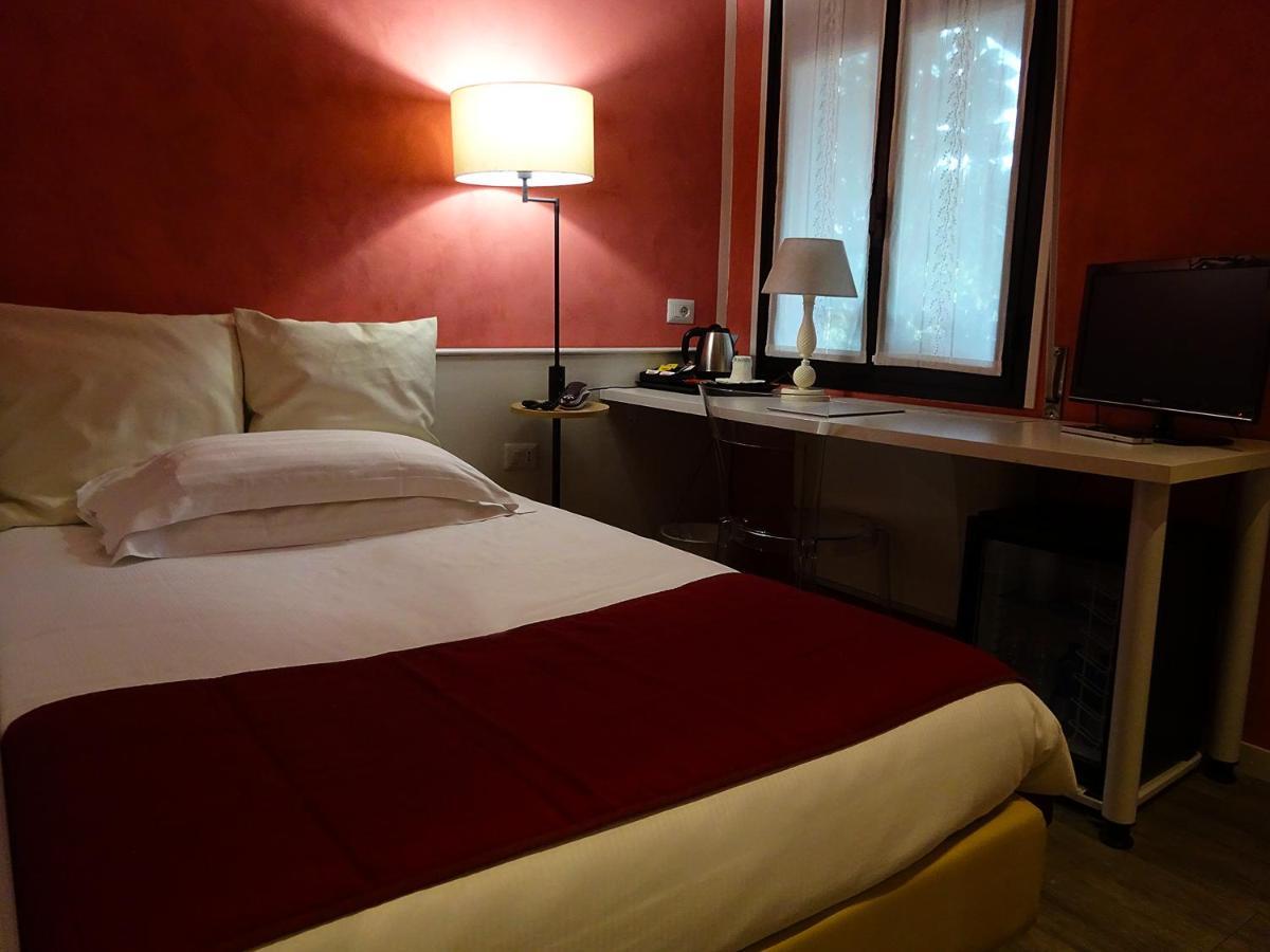 7Motel - Settimotel Сеттімо-Міланезе Екстер'єр фото